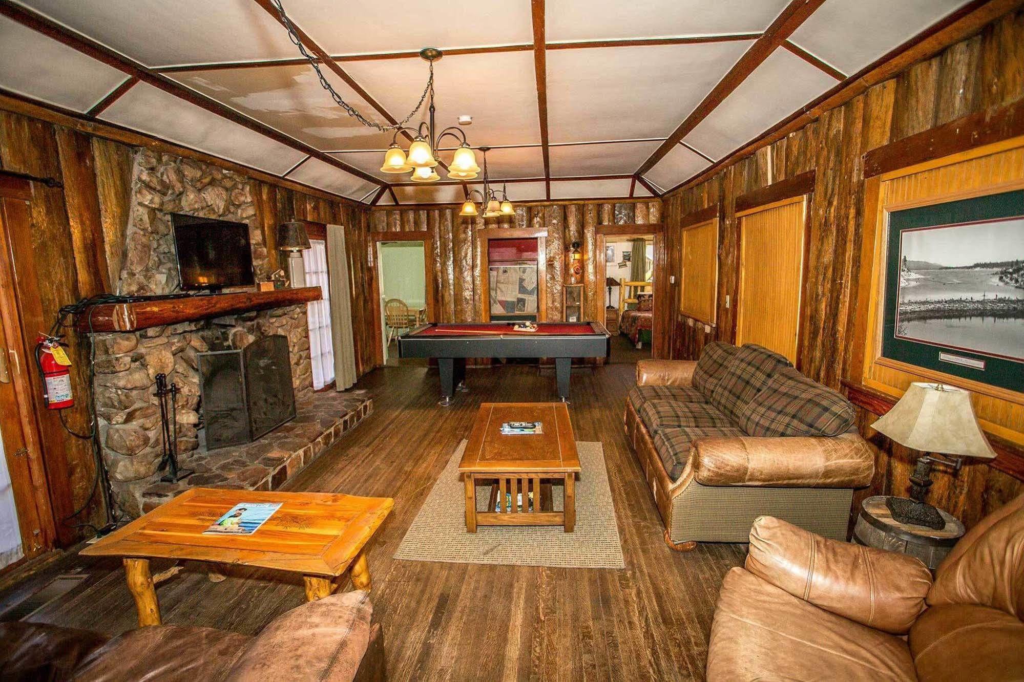 Shore Acres Lodge Биг Бэар Лейк Экстерьер фото