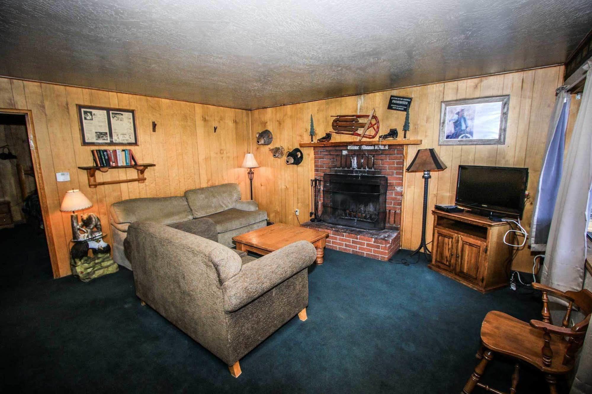 Shore Acres Lodge Биг Бэар Лейк Экстерьер фото