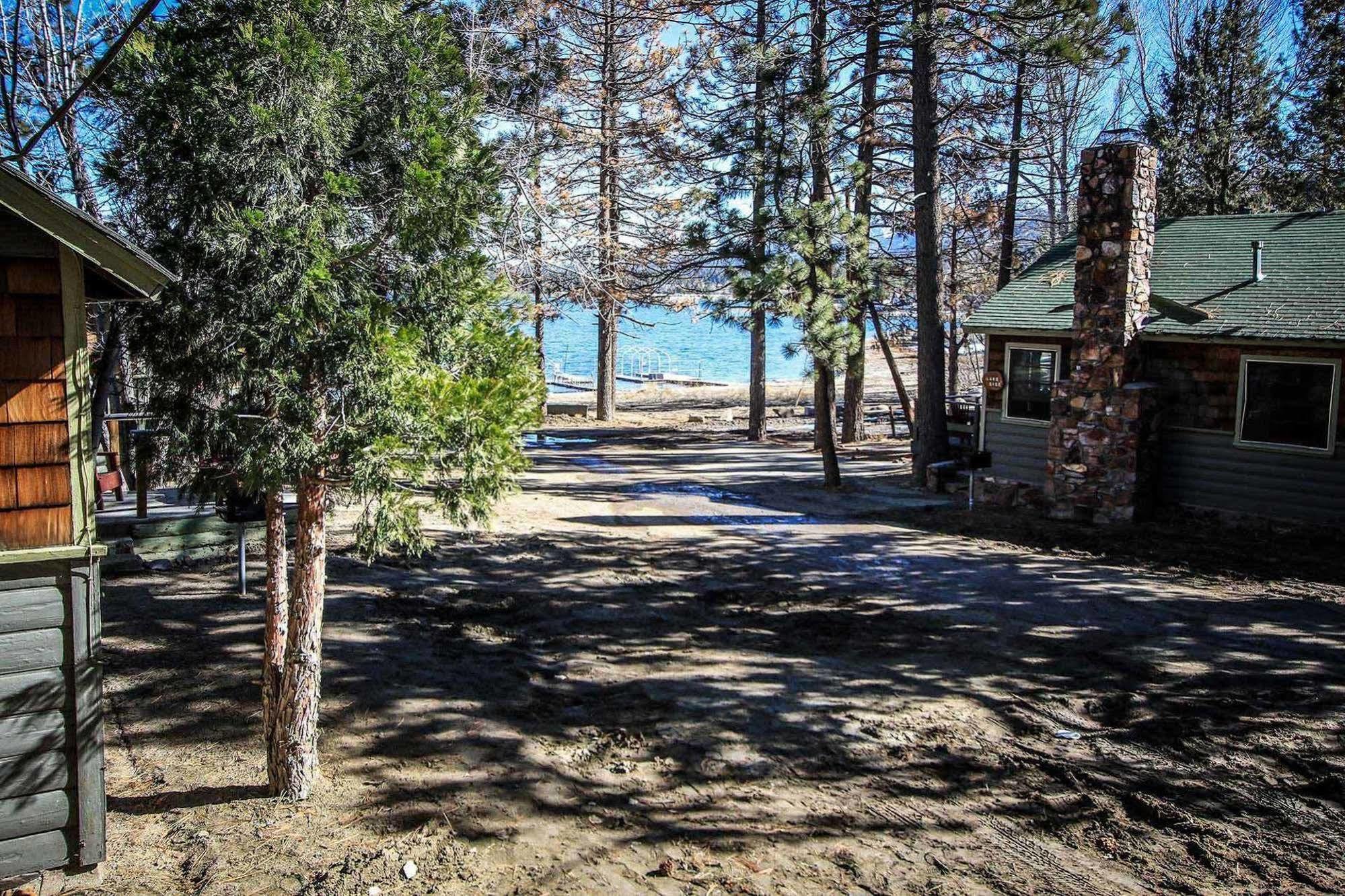 Shore Acres Lodge Биг Бэар Лейк Экстерьер фото